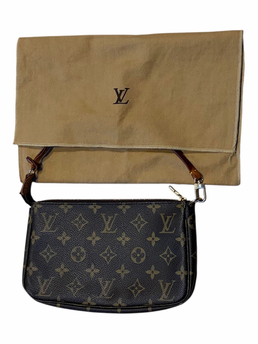 Louis Vuitton Pochette
Accessoires Monogram Bag  With Dust Bag Included SDO969